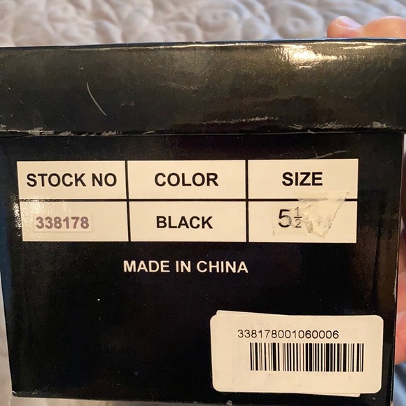 IMAN Designer Sandals 5.5 - w/ matching clutch NWT - Picture 4 of 5